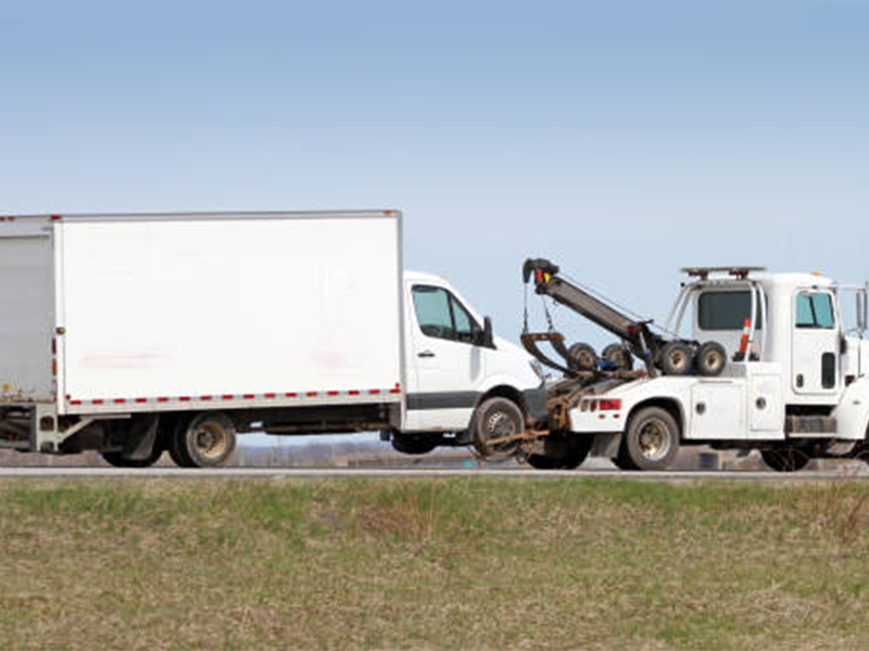 medium duty towing services - trucks, vans, double cabin trucks towing in montgomery alabama